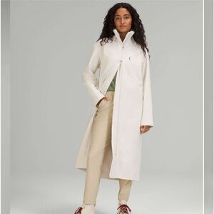 Lululemon RepelShell Coat • Size 4